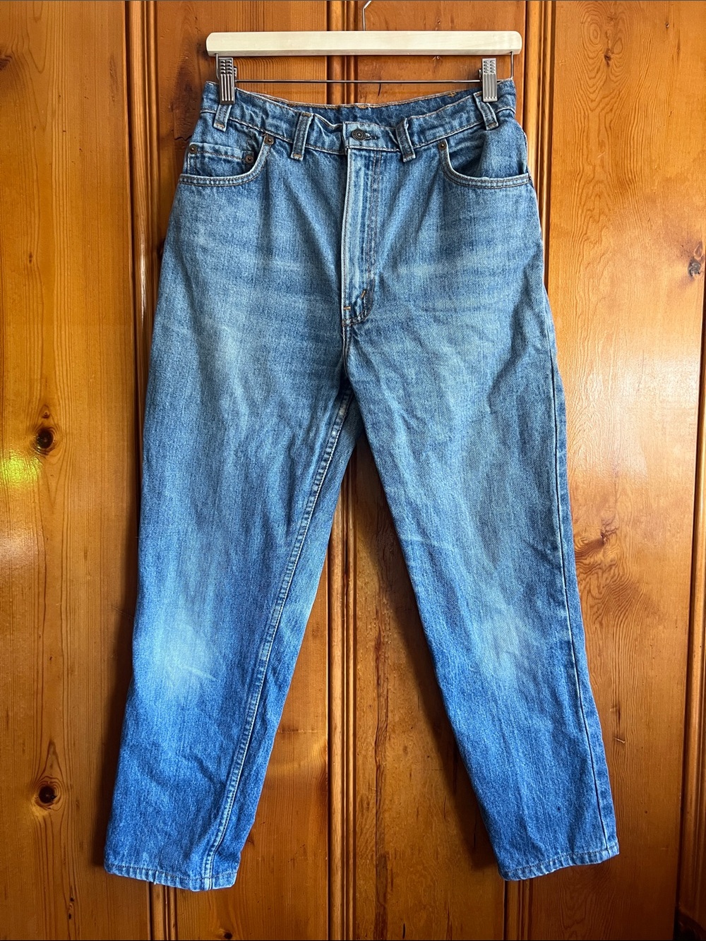 Vintage Levi’s 80s/90s Made in Canada High Rise Straight Leg Looser Thigh/Hip